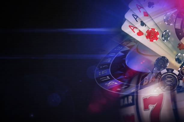 0pera toto mobile app interface showing slot games and live casino options